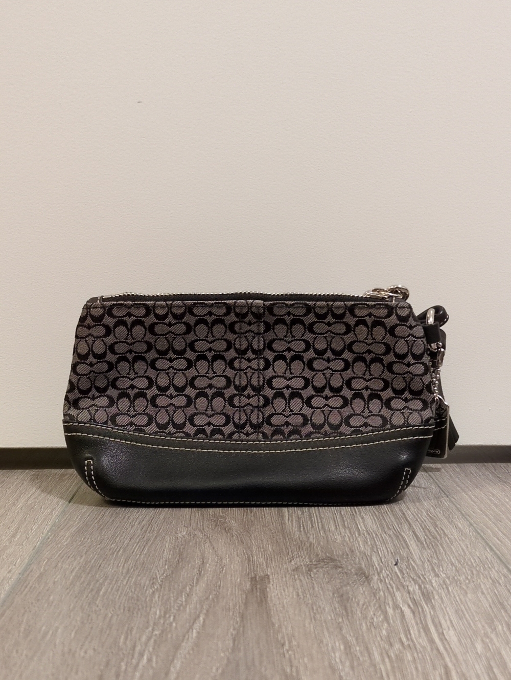 Vintage Coach Black and Grey Signature Canvas Wristlet